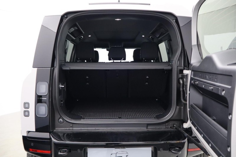  LAND ROVER DEFENDER 3.0 D250 X-Dynamic SE 110 5dr Auto 5319366