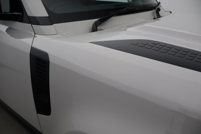  LAND ROVER DEFENDER 3.0 D250 X-Dynamic SE 110 5dr Auto 5319425