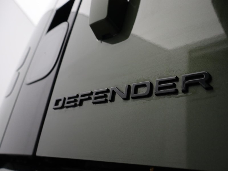  LAND ROVER DEFENDER 3.0 D250 X-Dynamic SE 110 5dr Auto 5433432