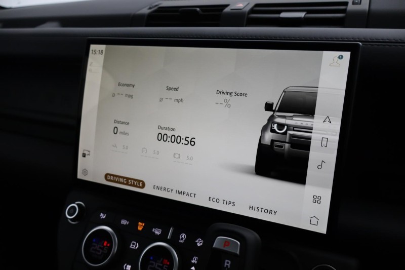  LAND ROVER DEFENDER 3.0 D350 X-Dynamic HSE 110 5dr Auto 5110101