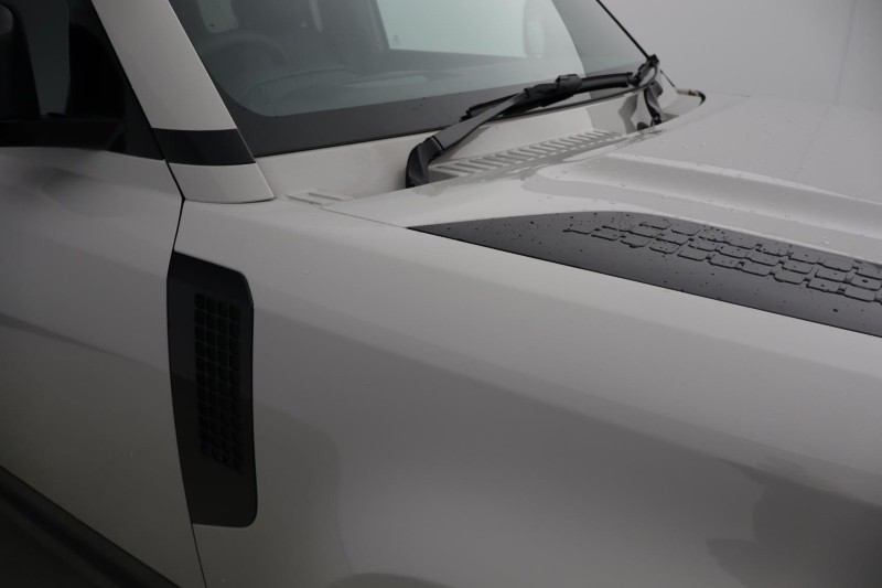  LAND ROVER DEFENDER 3.0 D350 X-Dynamic HSE 110 5dr Auto 5110066