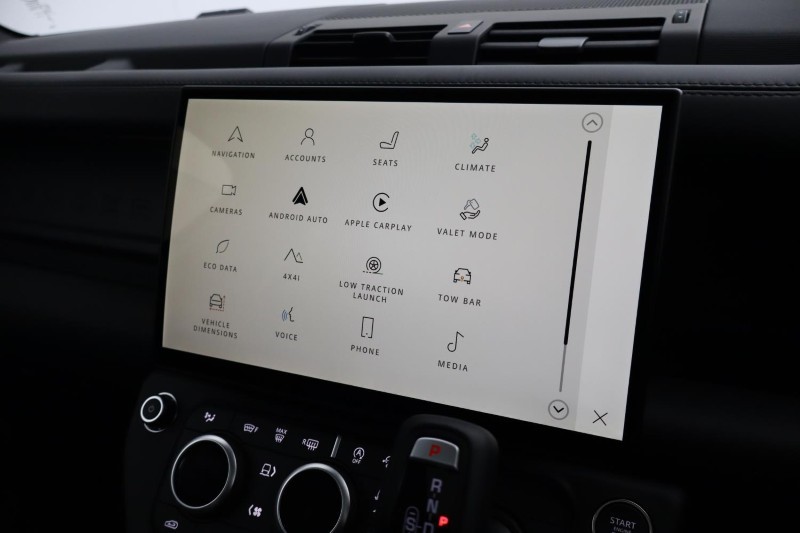  LAND ROVER DEFENDER 3.0 D350 X-Dynamic HSE 110 5dr Auto 5110092