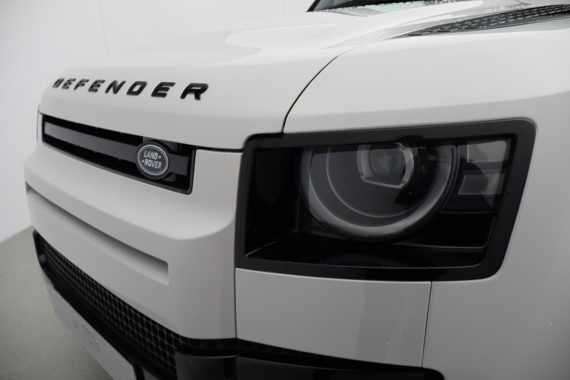  LAND ROVER DEFENDER 3.0 D350 X-Dynamic HSE 110 5dr Auto 5110068