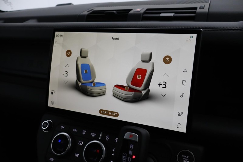  LAND ROVER DEFENDER 3.0 D350 X-Dynamic HSE 110 5dr Auto 5110093