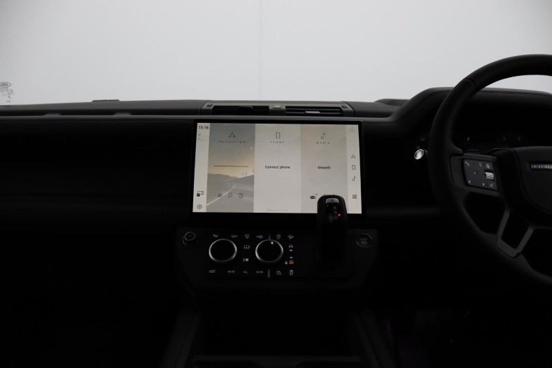  LAND ROVER DEFENDER 3.0 D350 X-Dynamic HSE 110 5dr Auto 5110076