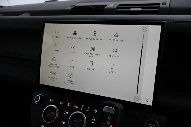  LAND ROVER DEFENDER 3.0 D350 X-Dynamic HSE 110 5dr Auto 5110095