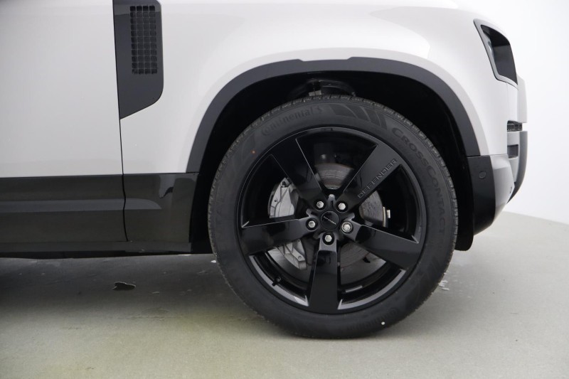  LAND ROVER DEFENDER 3.0 D350 X-Dynamic HSE 110 5dr Auto 5110064