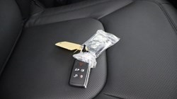 LAND ROVER DEFENDER 3.0 D350 X-Dynamic HSE 110 5dr Auto 5110085