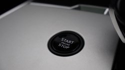 LAND ROVER RANGE ROVER 4.4 P615 V8 SV 4dr Auto 5664807
