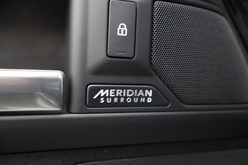  LAND ROVER DEFENDER 3.0 D350 X-Dynamic HSE 110 5dr Auto [7 Seat] 5325560