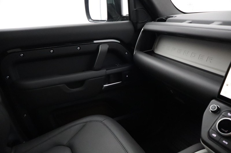  LAND ROVER DEFENDER 3.0 D350 X-Dynamic HSE 110 5dr Auto [7 Seat] 5325593
