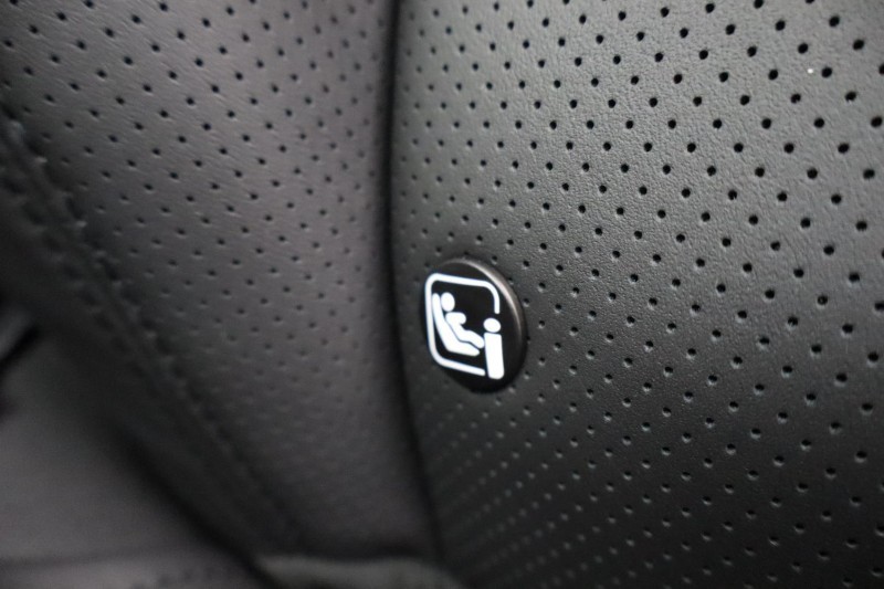  LAND ROVER DEFENDER 3.0 D350 X-Dynamic HSE 110 5dr Auto [7 Seat] 5325555