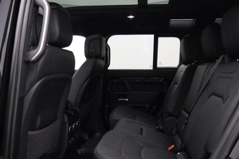  LAND ROVER DEFENDER 3.0 D350 X-Dynamic HSE 110 5dr Auto [7 Seat] 5325559