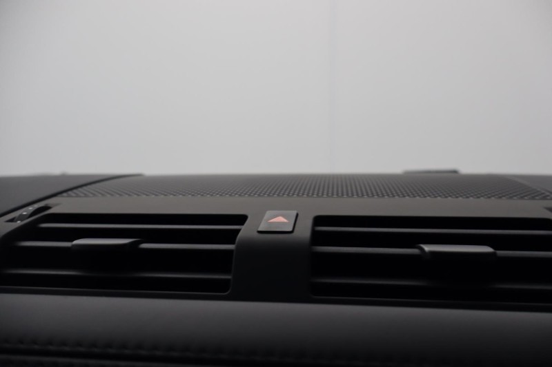  LAND ROVER DEFENDER 3.0 D350 X-Dynamic HSE 110 5dr Auto [7 Seat] 5325603