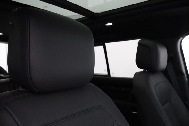  LAND ROVER DEFENDER 3.0 D350 X-Dynamic HSE 110 5dr Auto [7 Seat] 5325581