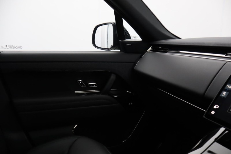  LAND ROVER RANGE ROVER SPORT 3.0 D300 Stealth Edition 5dr Auto 5324349