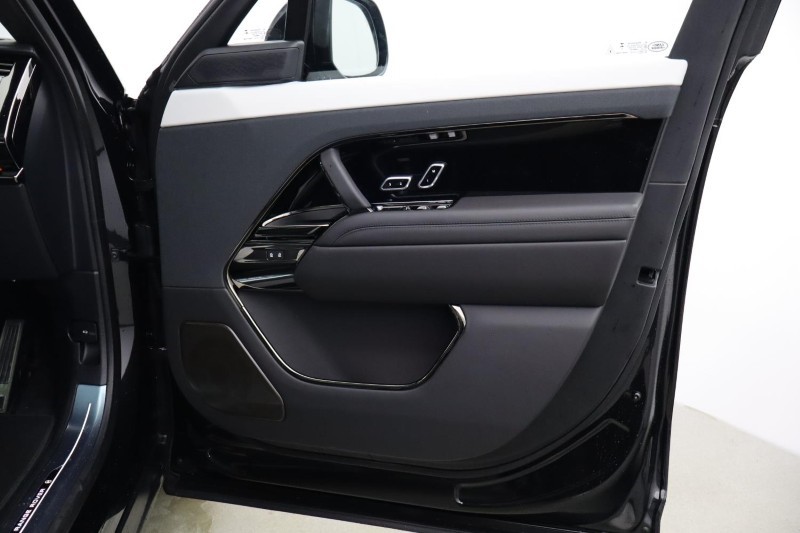  LAND ROVER RANGE ROVER SPORT 4.4 P635 V8 SV 5dr Auto 5112761