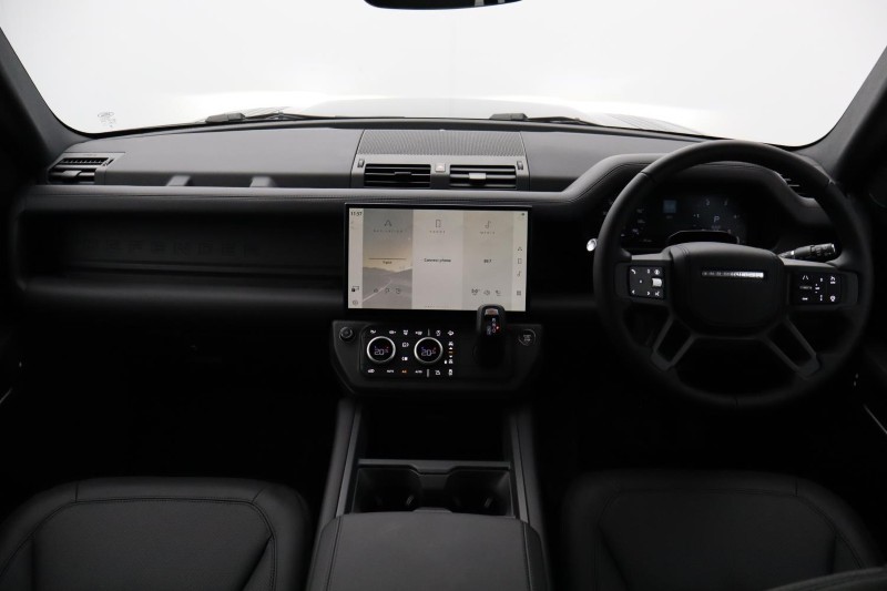  LAND ROVER DEFENDER 3.0 D250 X-Dynamic HSE 110 5dr Auto [7 Seat] 5325980