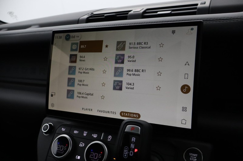  LAND ROVER DEFENDER 3.0 D250 X-Dynamic HSE 110 5dr Auto [7 Seat] 5325999