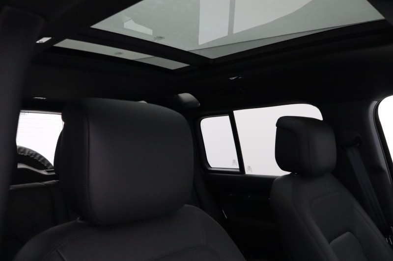  LAND ROVER DEFENDER 3.0 D250 X-Dynamic HSE 110 5dr Auto [7 Seat] 5325991