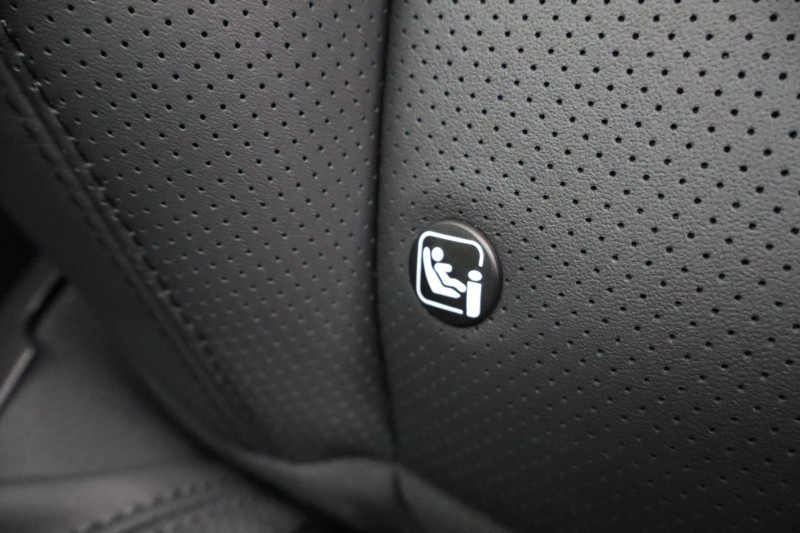  LAND ROVER DEFENDER 3.0 D250 X-Dynamic HSE 110 5dr Auto [7 Seat] 5325972