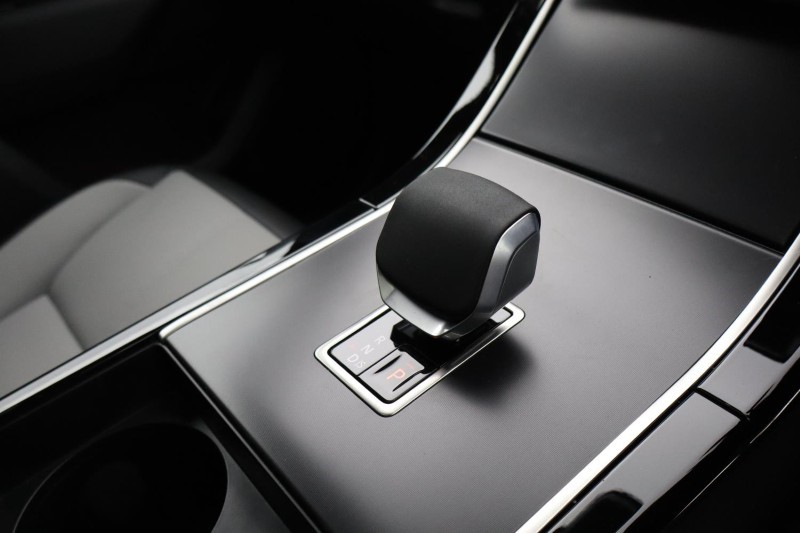  LAND ROVER RANGE ROVER VELAR 2.0 D200 MHEV Dynamic SE 5dr Auto 5326073