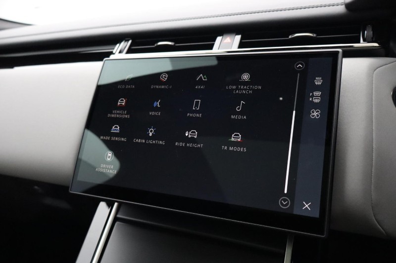  LAND ROVER RANGE ROVER VELAR 2.0 D200 MHEV Dynamic SE 5dr Auto 5326069