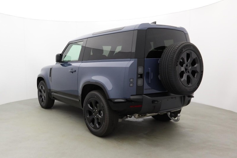  LAND ROVER DEFENDER 3.0 D250 X-Dynamic SE 90 3dr Auto 5550572