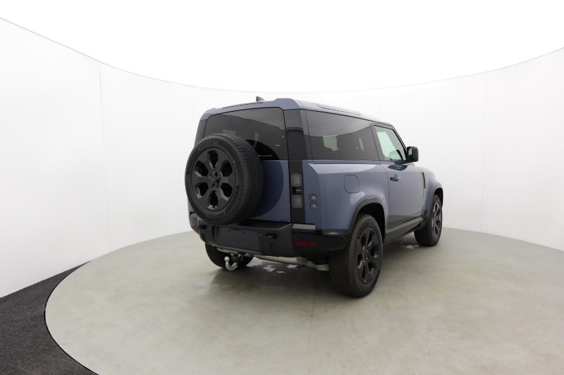  LAND ROVER DEFENDER 3.0 D250 X-Dynamic SE 90 3dr Auto 5550571