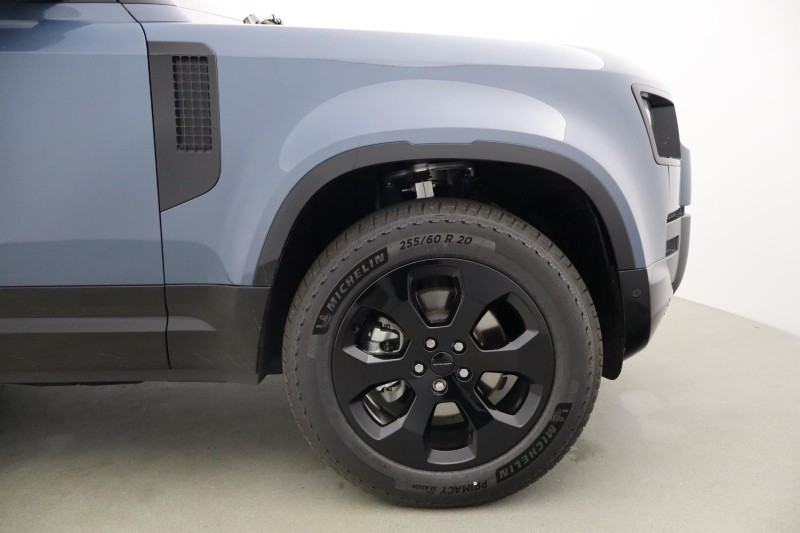  LAND ROVER DEFENDER 3.0 D250 X-Dynamic SE 90 3dr Auto 5550635