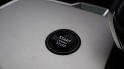 LAND ROVER RANGE ROVER 4.4 P615 V8 SV 4dr Auto 5519257
