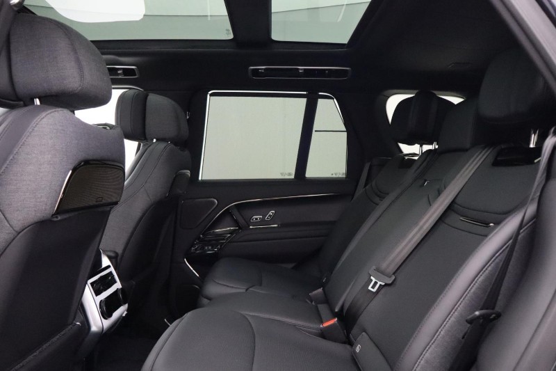  LAND ROVER RANGE ROVER 4.4 P615 V8 SV 4dr Auto 5519194