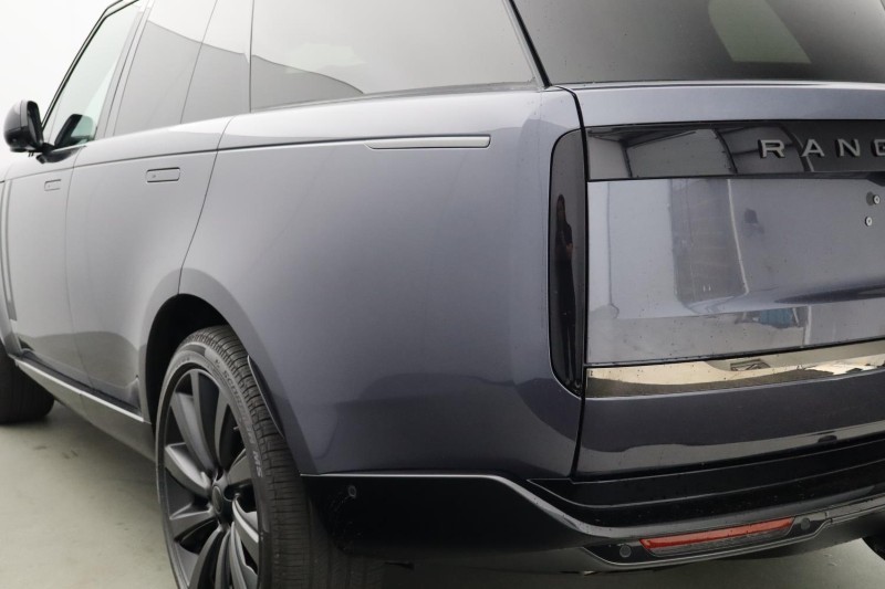  LAND ROVER RANGE ROVER 4.4 P615 V8 SV 4dr Auto 5519173