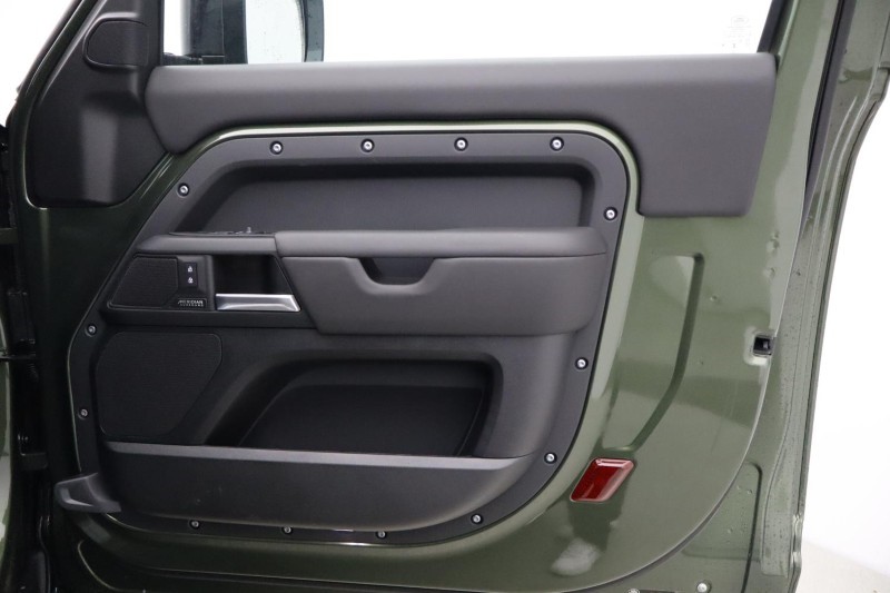  LAND ROVER DEFENDER 3.0 D350 X-Dynamic HSE 90 3dr Auto 5432905