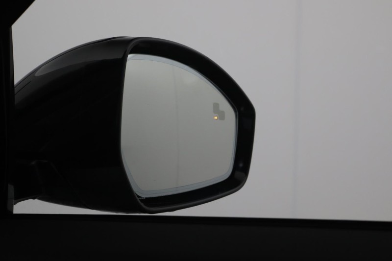  LAND ROVER RANGE ROVER EVOQUE 2.0 D200 Dynamic SE 5dr Auto 5272118