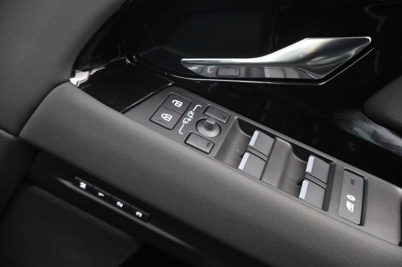  LAND ROVER RANGE ROVER EVOQUE 2.0 D200 Dynamic SE 5dr Auto 5272122