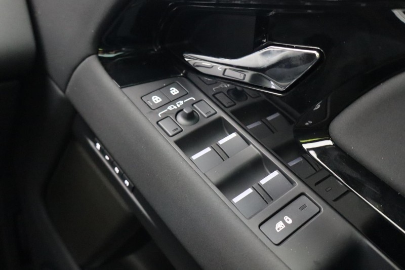  LAND ROVER RANGE ROVER EVOQUE 2.0 D200 Hoxton Edition 5dr Auto 5609320