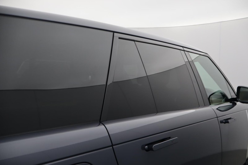 LAND ROVER RANGE ROVER 3.0 P550e Autobiography 4dr Auto 5613985