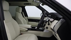 LAND ROVER RANGE ROVER 3.0 D300 SE 4dr Auto 5489378