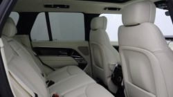 LAND ROVER RANGE ROVER 3.0 D300 SE 4dr Auto 5489365