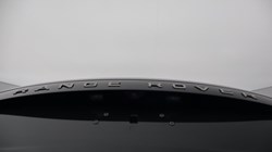 LAND ROVER RANGE ROVER 3.0 D300 SE 4dr Auto 5489351