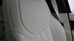 LAND ROVER RANGE ROVER 3.0 D300 SE 4dr Auto 5489409