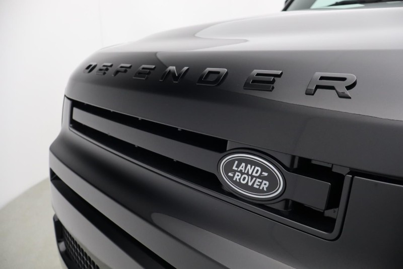  LAND ROVER DEFENDER 3.0 D250 X-Dynamic SE 110 5dr Auto [7 Seat] 5608331
