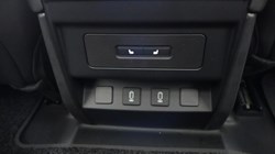 LAND ROVER DEFENDER 3.0 D250 X-Dynamic SE 90 3dr Auto 5969383