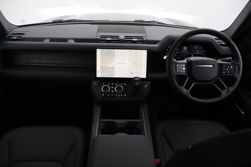 LAND ROVER DEFENDER 3.0 D250 X-Dynamic SE 90 3dr Auto 5969378