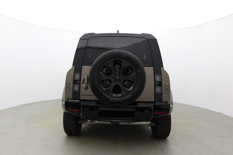 LAND ROVER DEFENDER 3.0 D250 X-Dynamic SE 90 3dr Auto 5970839