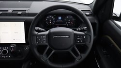 LAND ROVER DEFENDER 3.0 D250 X-Dynamic SE 90 3dr Auto 5969381