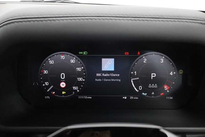 LAND ROVER DEFENDER 3.0 D250 X-Dynamic SE 90 3dr Auto 5969389
