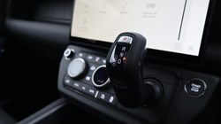 LAND ROVER DEFENDER 3.0 D250 X-Dynamic SE 90 3dr Auto 5969403