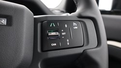 LAND ROVER DEFENDER 3.0 D250 X-Dynamic SE 90 3dr Auto 5969390